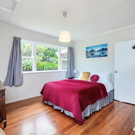 Sunny & Cozy Home Near Western Springs Auckland Exterior foto
